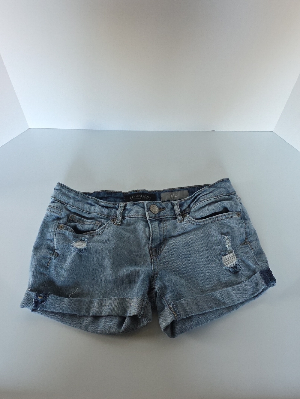 AEROPOSTALE Petite Juniors (0) MIDI JEAN SHORTS